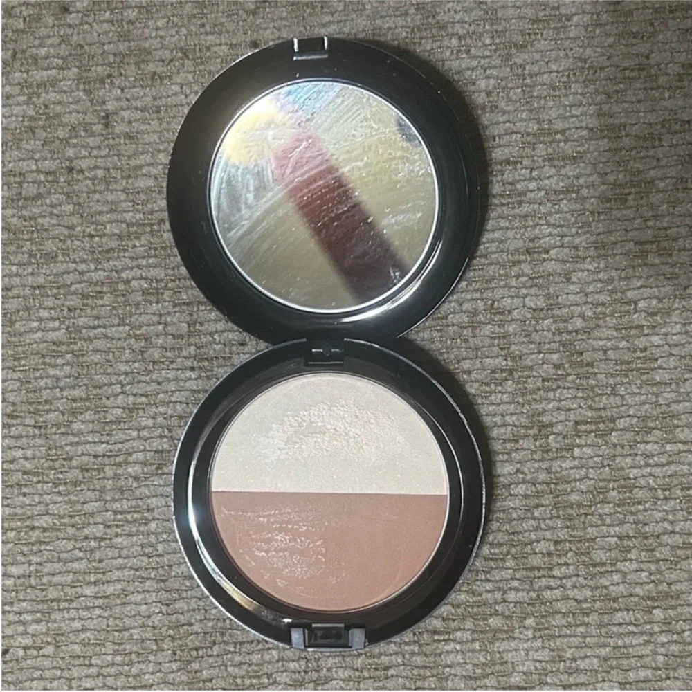 mac cosmetics Rocky horror picture show sculpt and shape powder